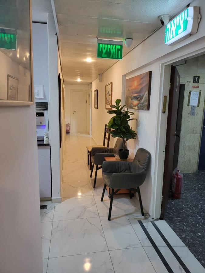 J-Motel Йерусалим Екстериор снимка